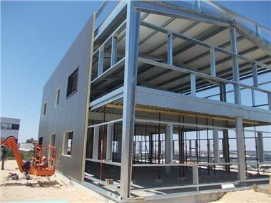 Estructura de acero almacén ñemopu'ã .